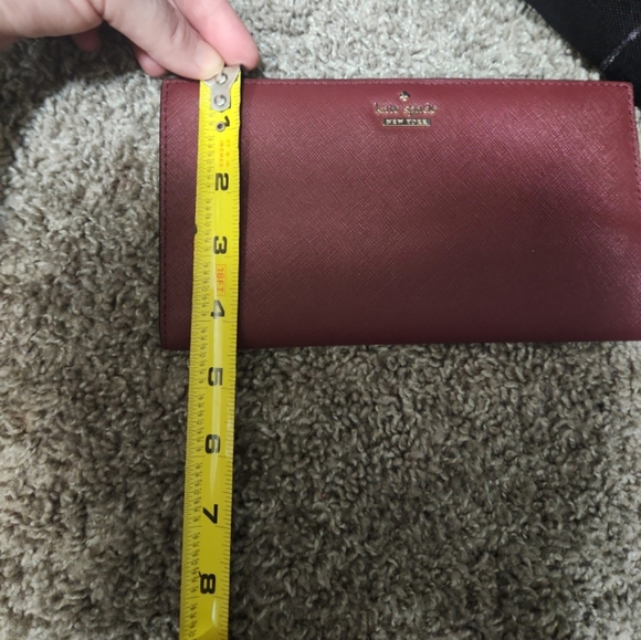 Kate Spade New York Slim Bifold Burgundy Wallet Wristlet - Picture 11 of 11
